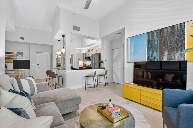 Building Photo - 600 S Dixie Hwy