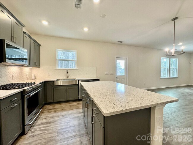 Building Photo - 6012 Chumbley Pt Rd