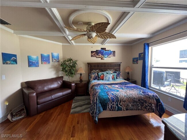 Building Photo - 1420 Cape Coral Pkwy W