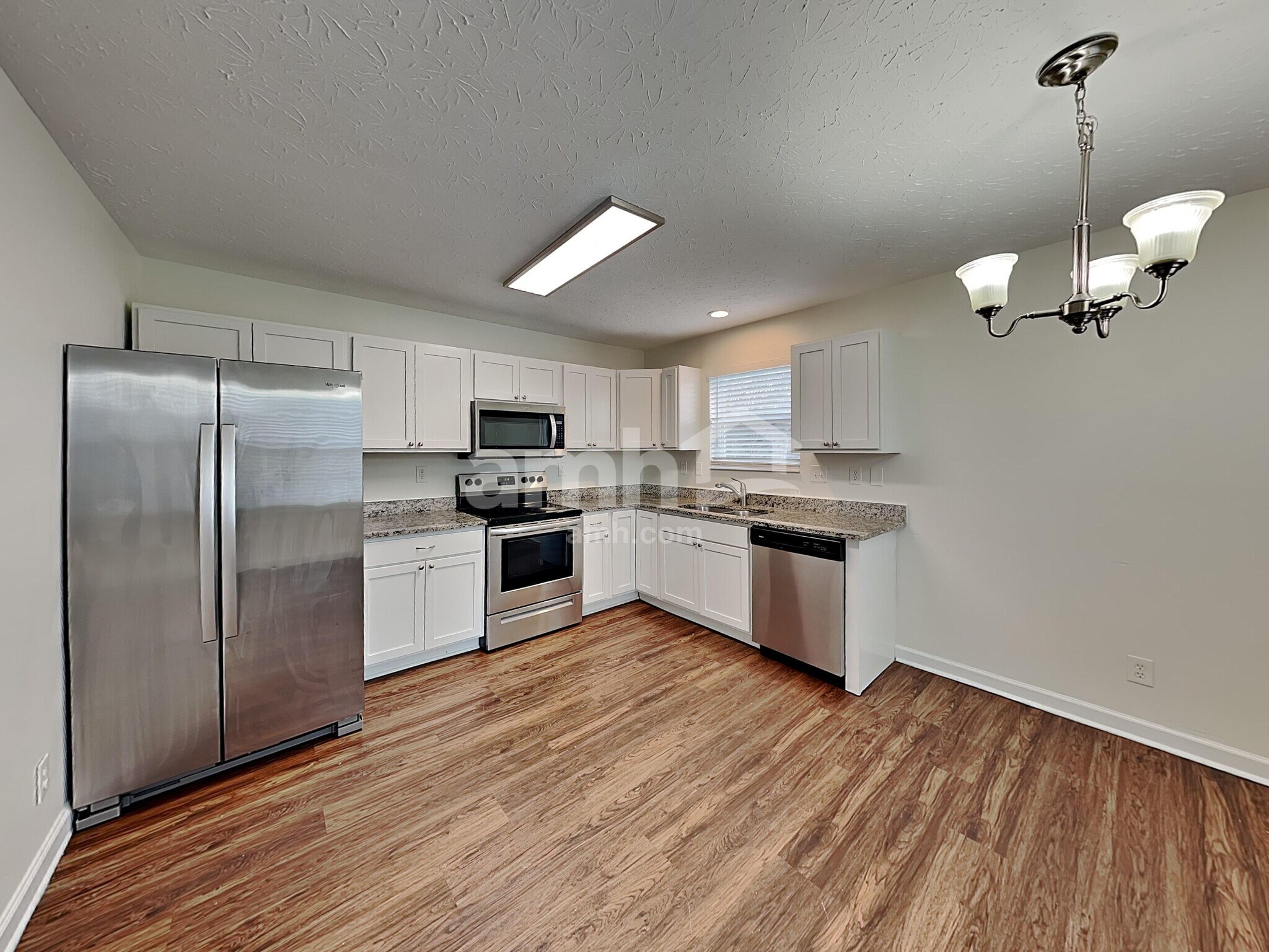 Building Photo - 7450 Sterling Springs Way