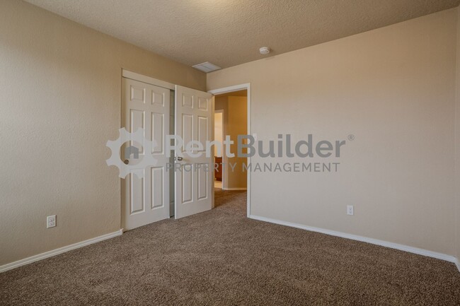 Building Photo - LEASE PENDING – PLEASE APPLY AT YOUR OWN D...