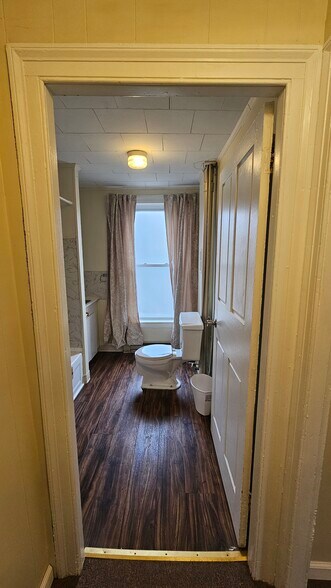 Building Photo - 160 E 2nd St