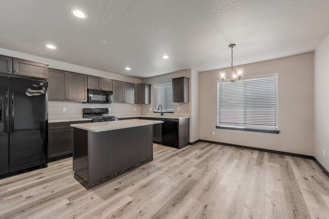 Building Photo - Brookshire Community 3 bed 2.5 bath