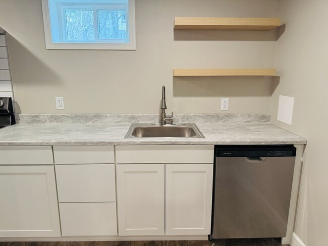 Building Photo - BRAND NEW REMODEL