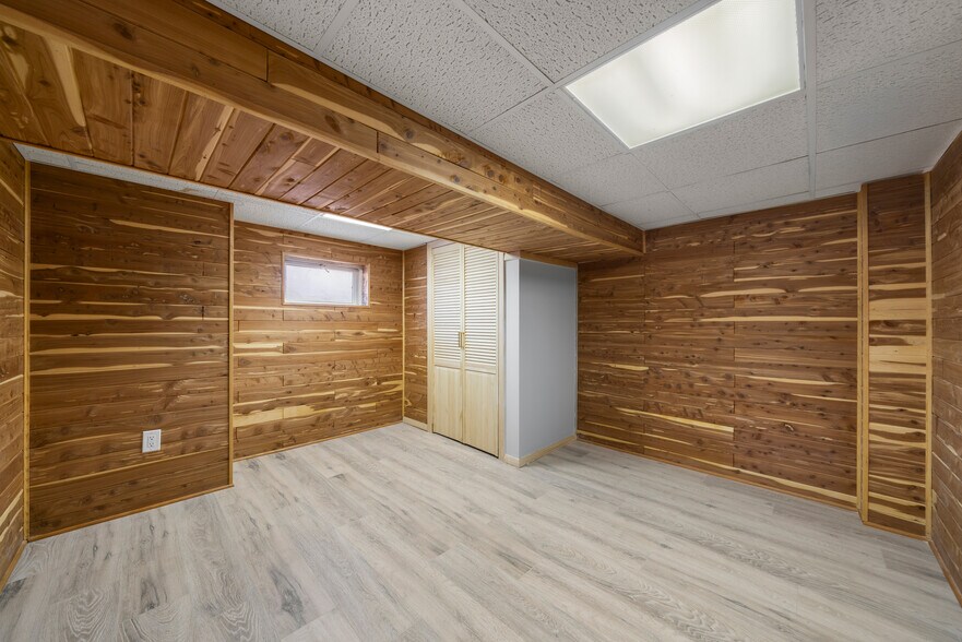 Bedroom 4 - 657 Amboy Ave