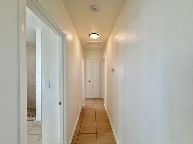 Building Photo - 11366 Chamberlaine Way