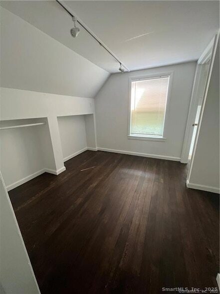 Building Photo - 144 Rakoczy Ave