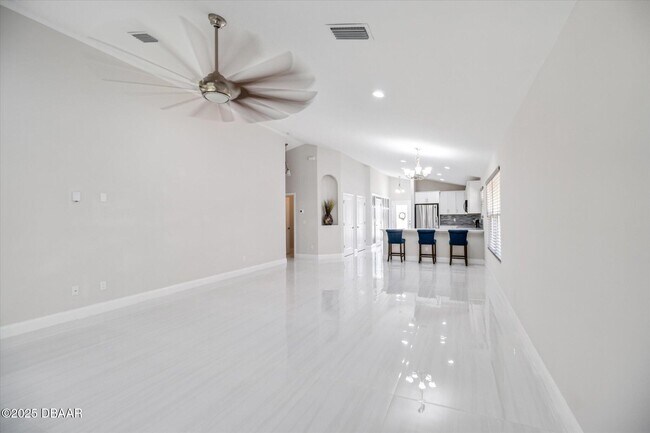 Building Photo - 53 Wilmette Ave