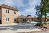 Building Photo - 2916 Anaheim St