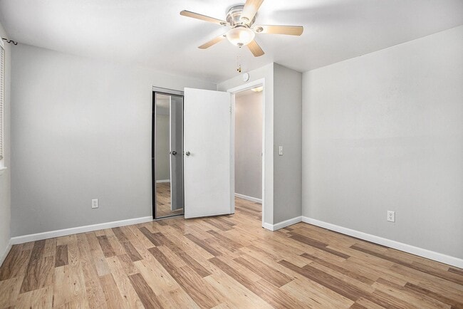 Building Photo - Texel 2624-26