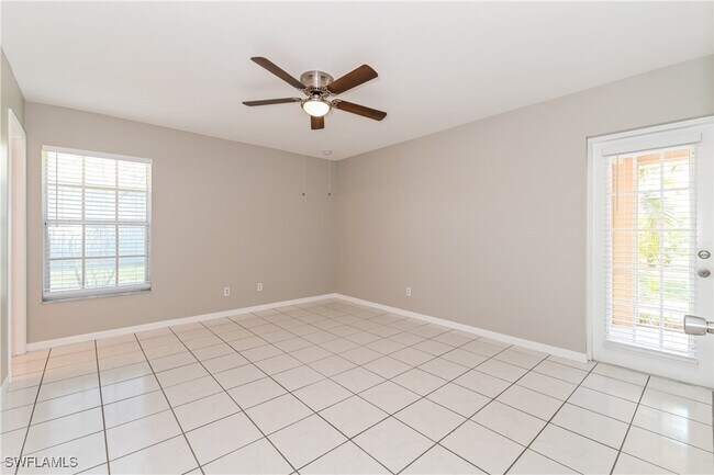 Building Photo - 610 SW 27th St