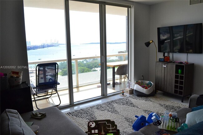 Building Photo - 50 Biscayne Blvd