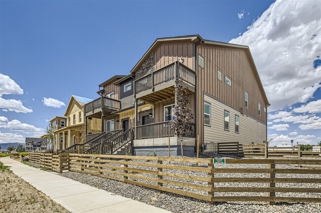 Building Photo - 2234 Walbridge Rd