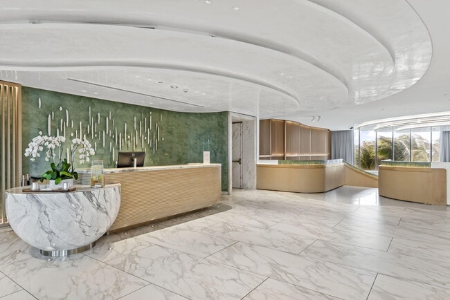 Building Photo - 900 N Ocean Blvd