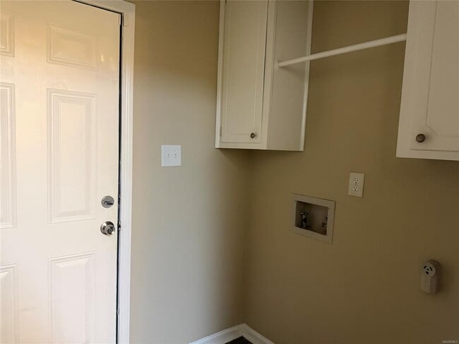 Building Photo - 1206 Kingston Green Dr
