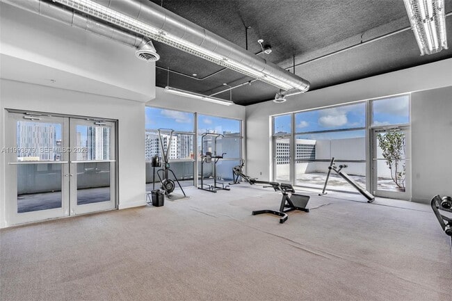 Building Photo - 36 NW 6th Ave