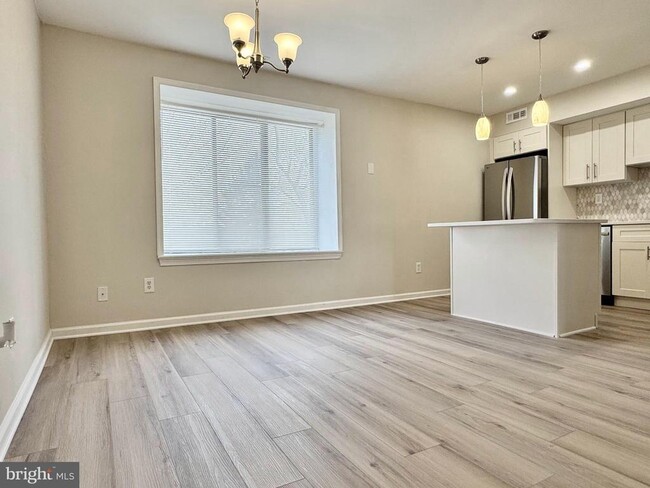 Building Photo - 3179 Burnley Pl