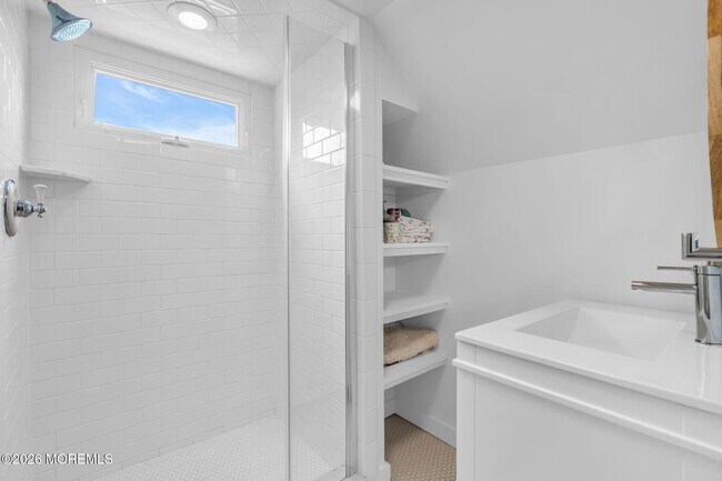 Building Photo - 206 Brighton Ave