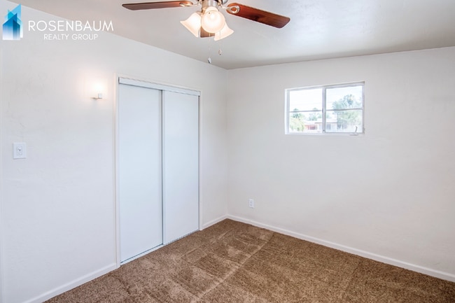 Building Photo - Charming 3-beds, 2-baths brick home with Rent-to-Own in Tucson!