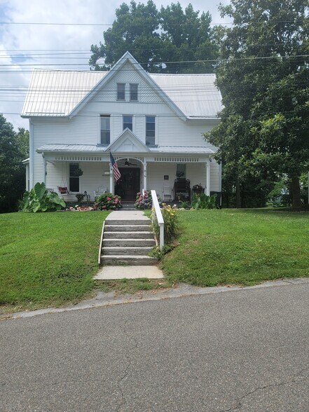 Primary Photo - 816 Prince St
