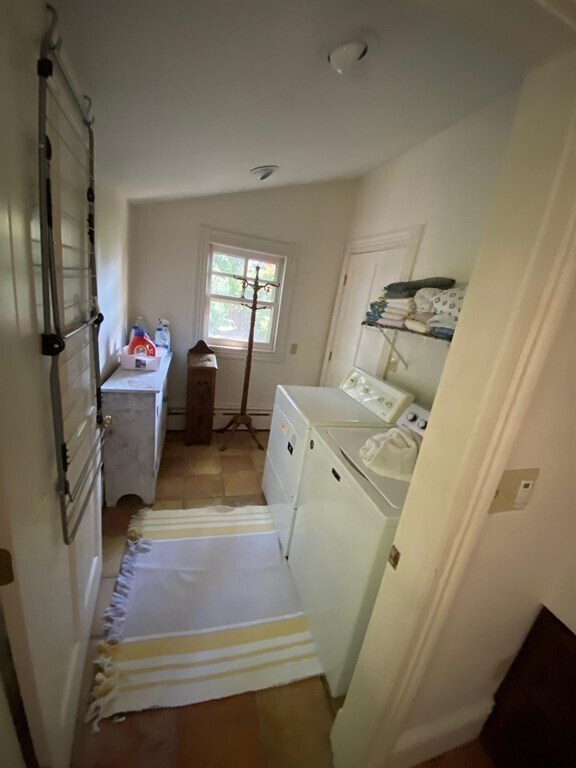 Building Photo - 30 Waldron St