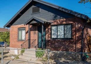 Building Photo - 618 Spokane St