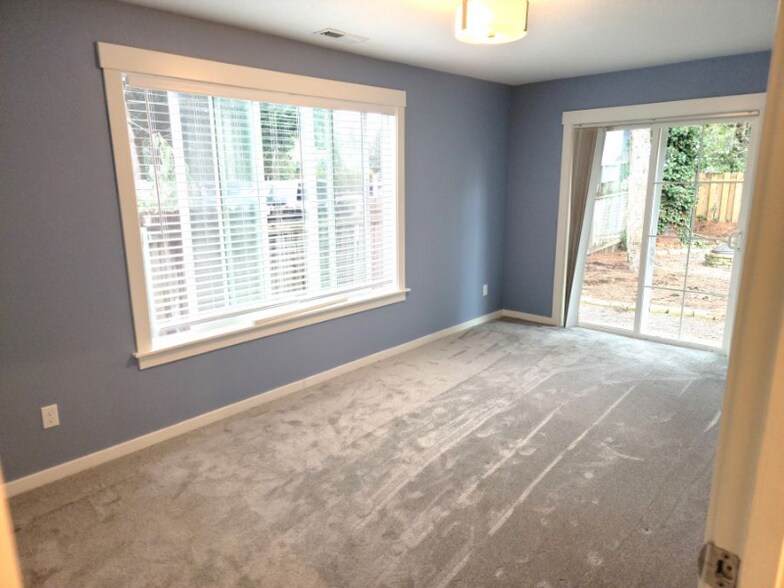 Building Photo - 2608 Neals Ln