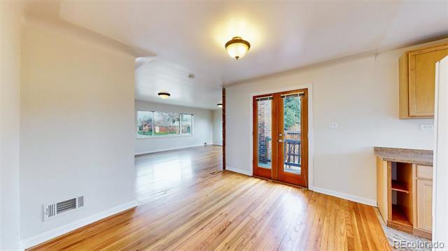 Building Photo - 3700 E 30th Ave
