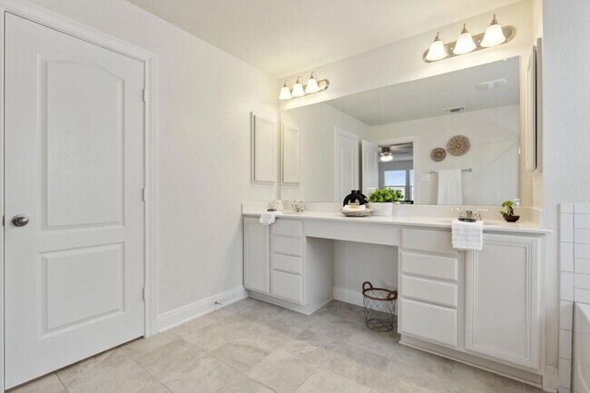 Building Photo - 1429 Freer Cove