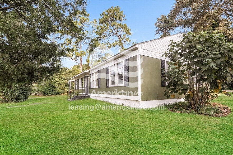 Building Photo - 2808 Catawba St
