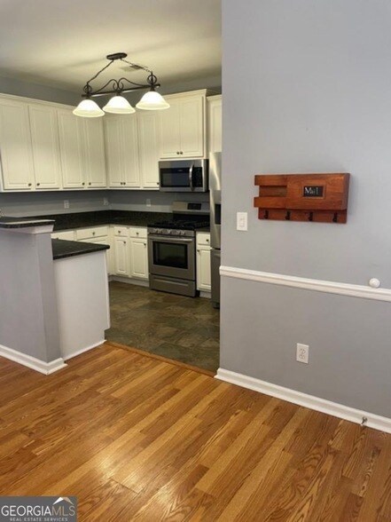 Building Photo - 4684 Liberty Square Dr