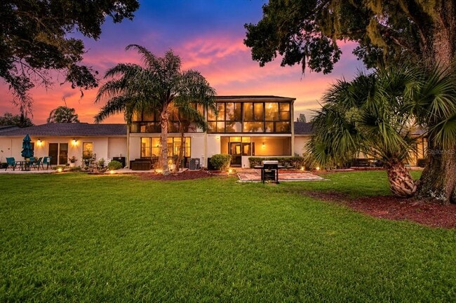 Building Photo - 230 Cypress Pl
