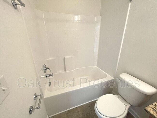 Building Photo - 9111 Parlor Dr