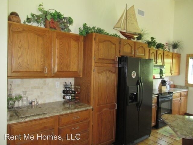 Building Photo - 3 br, 2 bath House - 204 Sage Brush Trail