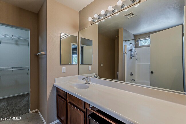 Building Photo - 5764 E Everhart Ln