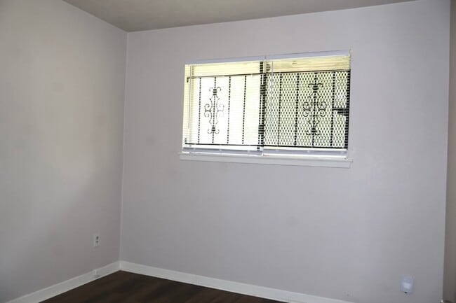 Building Photo - 7731 Melanie St