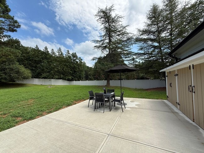 Building Photo - **OFFERING WAIVED APPLICATION FEES** Stunn...