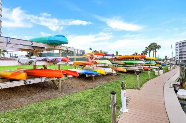 Building Photo - 5 Bluebill Ave