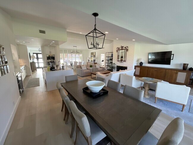 Building Photo - 79188 Bog Walk Ct