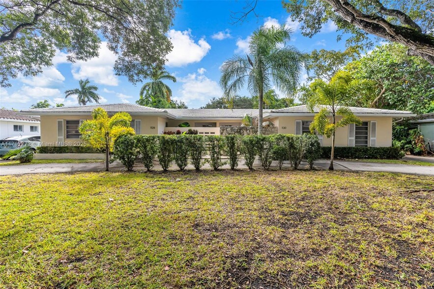Building Photo - 1130 Cotorro Ave