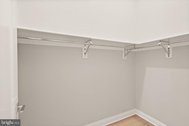 Building Photo - 925 N Fairfax St