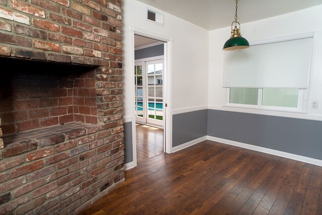 Building Photo - 16760 Tupper St