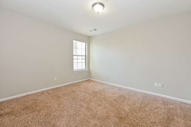 Building Photo - 2923 La Estancia Ln