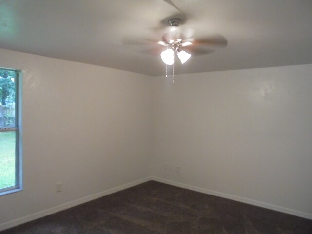 Building Photo - 446 Elsie Ave