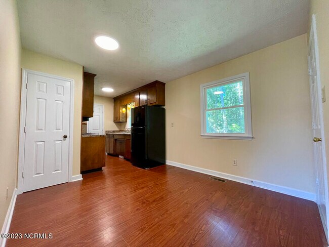 Building Photo - 3804 Brandywine Dr