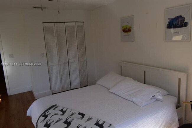 Building Photo - 10255 51nd Ln