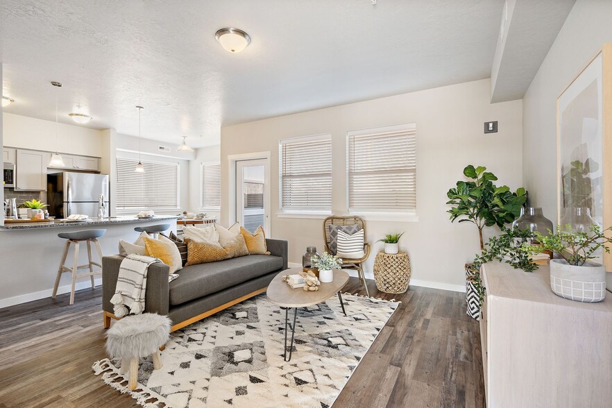 Interior Photo - Brownstone Flats