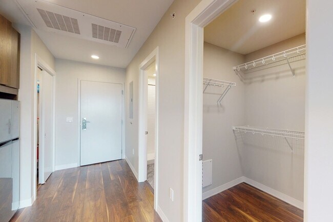 Floorplan - 520 E Armour