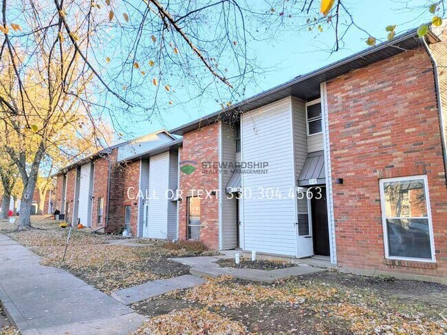 Building Photo - 311 Engadine Ct