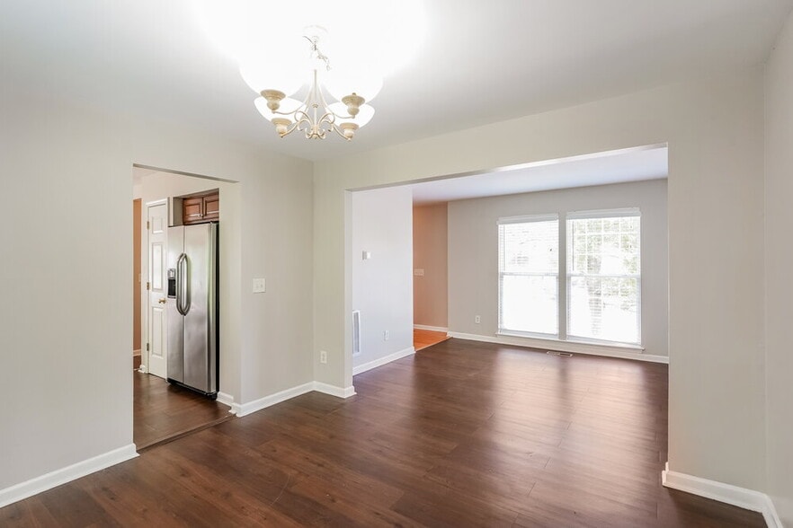 Building Photo - 1437 Timber Ridge Cir